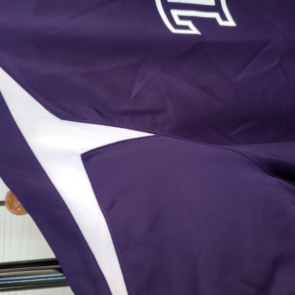 EUC UNDER ARMOUR TCU HORNED FROGS PURPLE CHARGED SHORT SLEEVE T jersey (M) - Picture 4 of 5